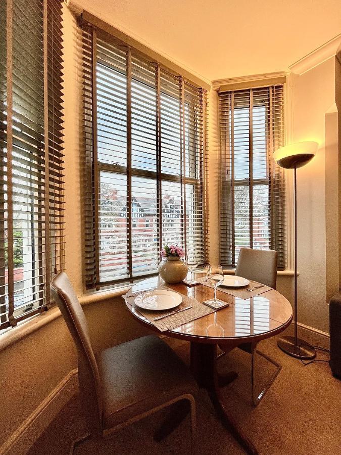 Mode Apartments St Annes Литам Сент Аннс Екстериор снимка