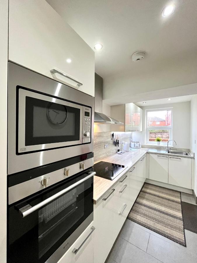 Mode Apartments St Annes Литам Сент Аннс Екстериор снимка