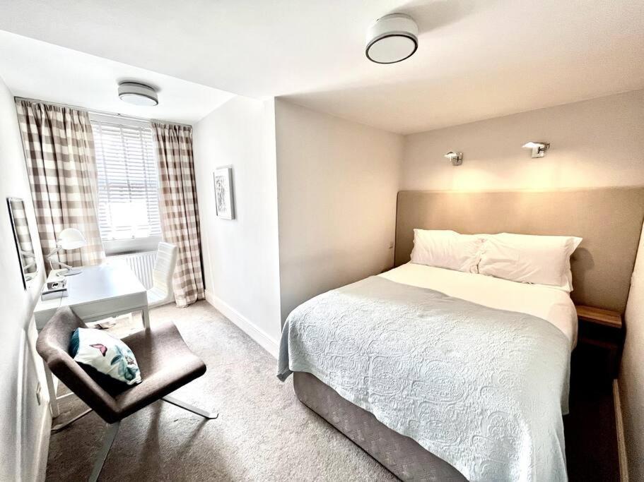 Mode Apartments St Annes Литам Сент Аннс Екстериор снимка
